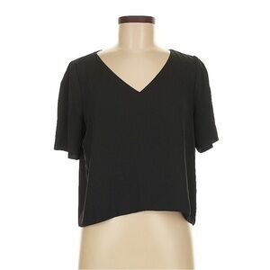 Babaton Classic Black V-Neck Women's Top